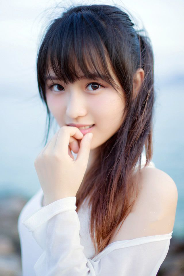 “呃~”